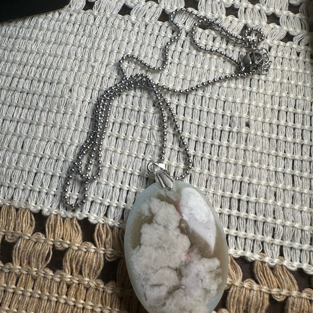 Flower Agate Round/Oval Pendant Necklace